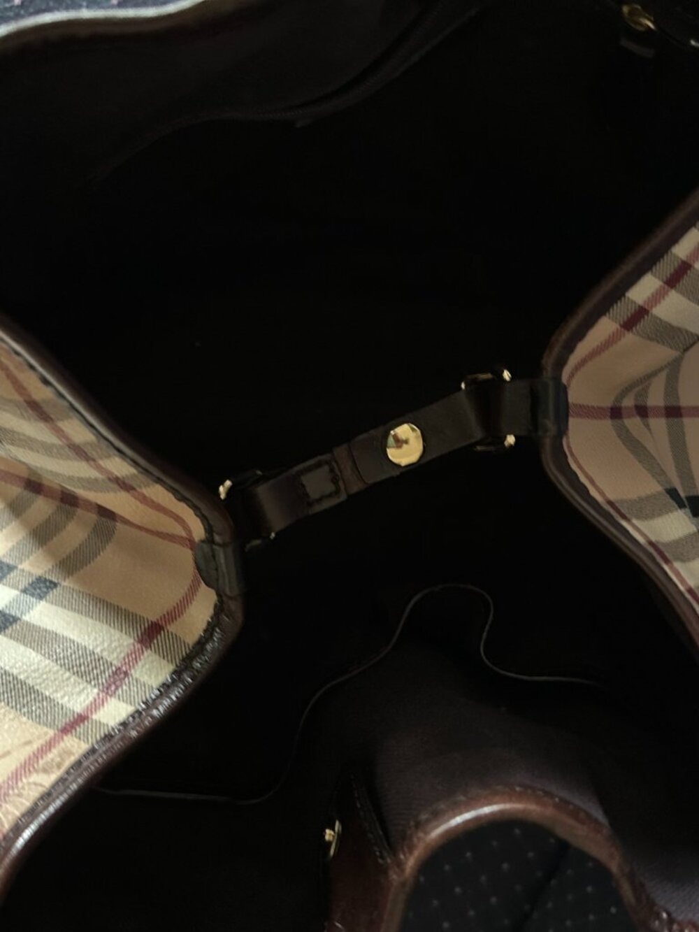Authentic Burberry Haymarket Check Shoulder Bag - Picture 8 of 11